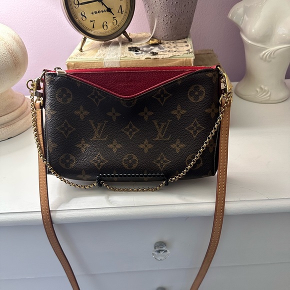 Louis Vuitton Handbags - Louis Vuitton Red and Brown Crossbody Bag with Monogram Canvas